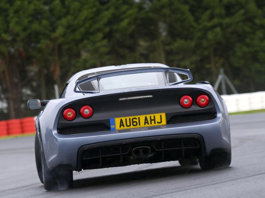  Lotus Exige S 2011 года  (UK) (фото 5 из 11)